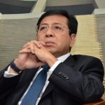 Publik Menanti “Nyanyian” Tersangka Ketum Golkar