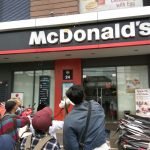 Kritik Presiden AS, Restoran McDonald’s di Ciputat Dilempari Telur