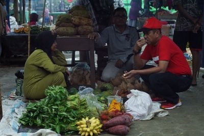 Blusukan ke Pasar Teritip Balikpapan, Safaruddin: Kedepan Pasar Harus Bersih dan Modern