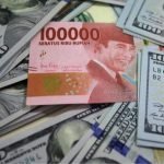 Dolar AS Meledak-Ledak, Rupiah Remuk Redam Paling Gawat Sedunia!