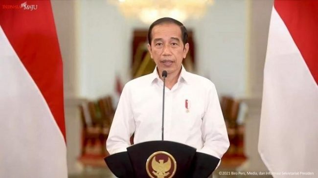 Jokowi Pertahankan PPKM, Epidemiolog: Indonesia Bukan Kejar Herd Immunity