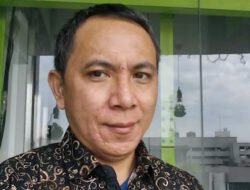 Jerry Massie: Jokowi Jangan Ikut Campur Urusan Pencapresan Nasdem