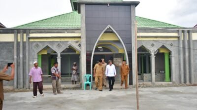 Bupati Pohuwato Saipul A. Mbuinga Meninjau Pembangunan Masjid Al-Ikhlas di Kecamatan Lemito