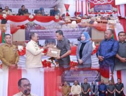 Bupati Bombana Sampaikan Raperda Pertanggungjawaban APBD 2024 di Rapat Paripurna DPRD