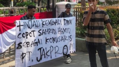 Aksi di Balaikota, PMHP Minta Gubernur Tinjau Kembali Penunjukkan Sahrin Hamid Sebagai Komisaris PT Jakpro